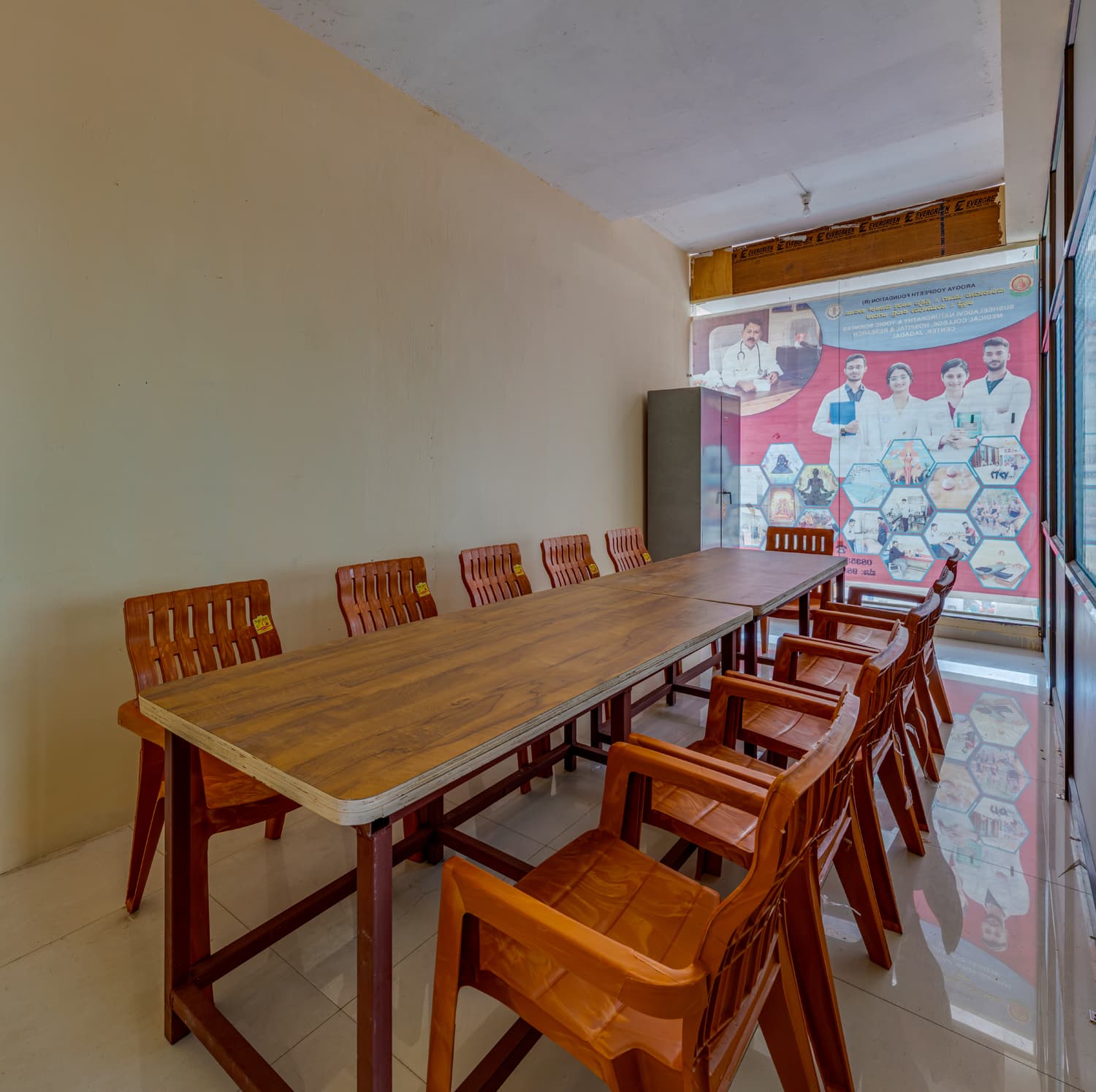 Hostel preview